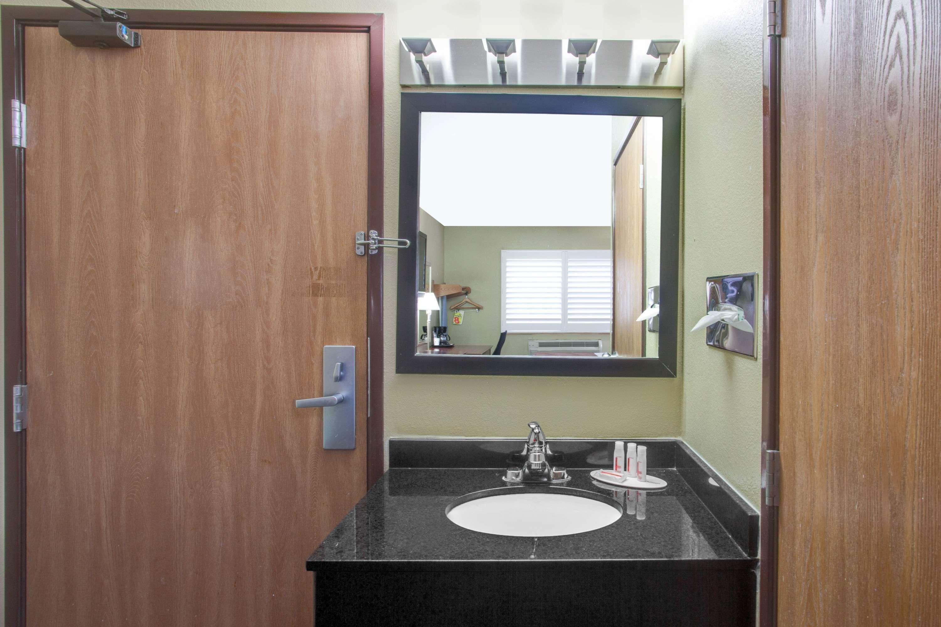 Best Western בליית' מראה חיצוני תמונה